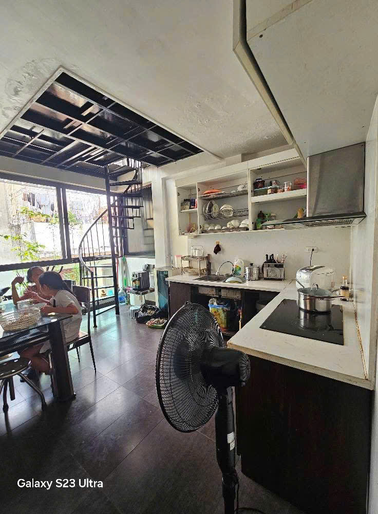PL NGUYỄN CHÍ THANH - OTO TRÁNH - KD SAPA DT 40m2 6T x MT 4.1m Giá 18 tỷ - Ảnh 2