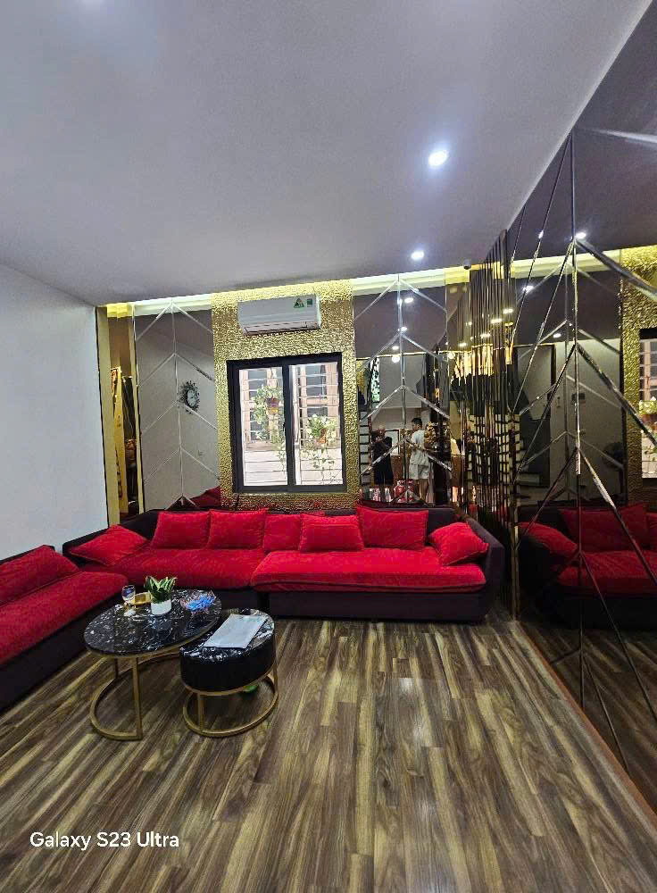 PL NGUYỄN CHÍ THANH - OTO TRÁNH - KD SAPA DT 40m2 6T x MT 4.1m Giá 18 tỷ - Ảnh 1