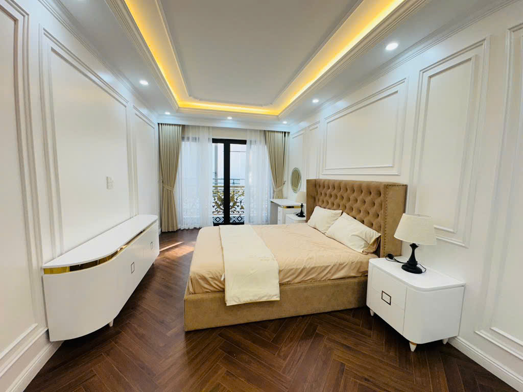 NHÀ ĐẸP 40M, 6 TẦNG THANG MÁY GẦN NGÃ TƯ CÁT LINH ĐỐNG ĐA - 12,6 TỶ - Ảnh 3