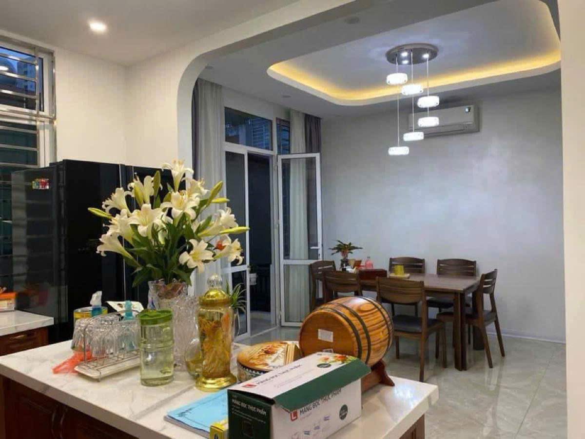 NHÀ ĐẸP THÁI THỊNH - FULL NỘI THẤT - DT 39m2 5 tầng MT 6.5 tỷ Giá 11.2 tỷ - Ảnh chính