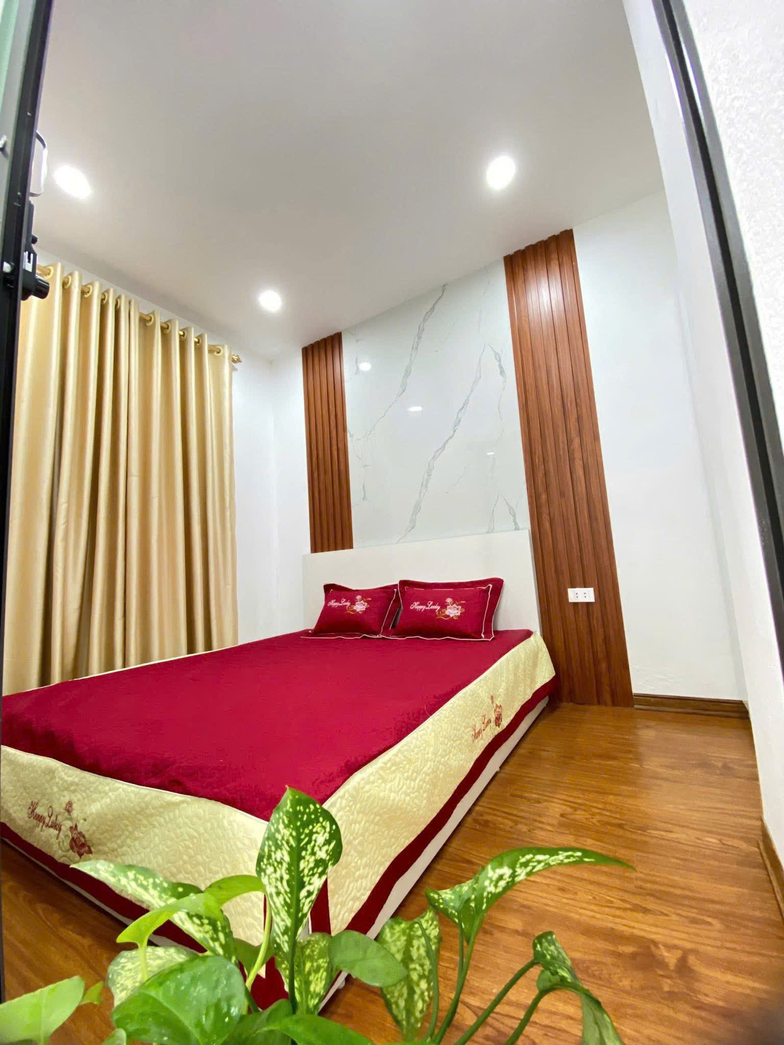 Nhà Đẹp Ngõ Văn Chương Full Nội Thất DT 21m2 4 tầng MT 3.2m Giá 5.380 tỷ - Ảnh 1