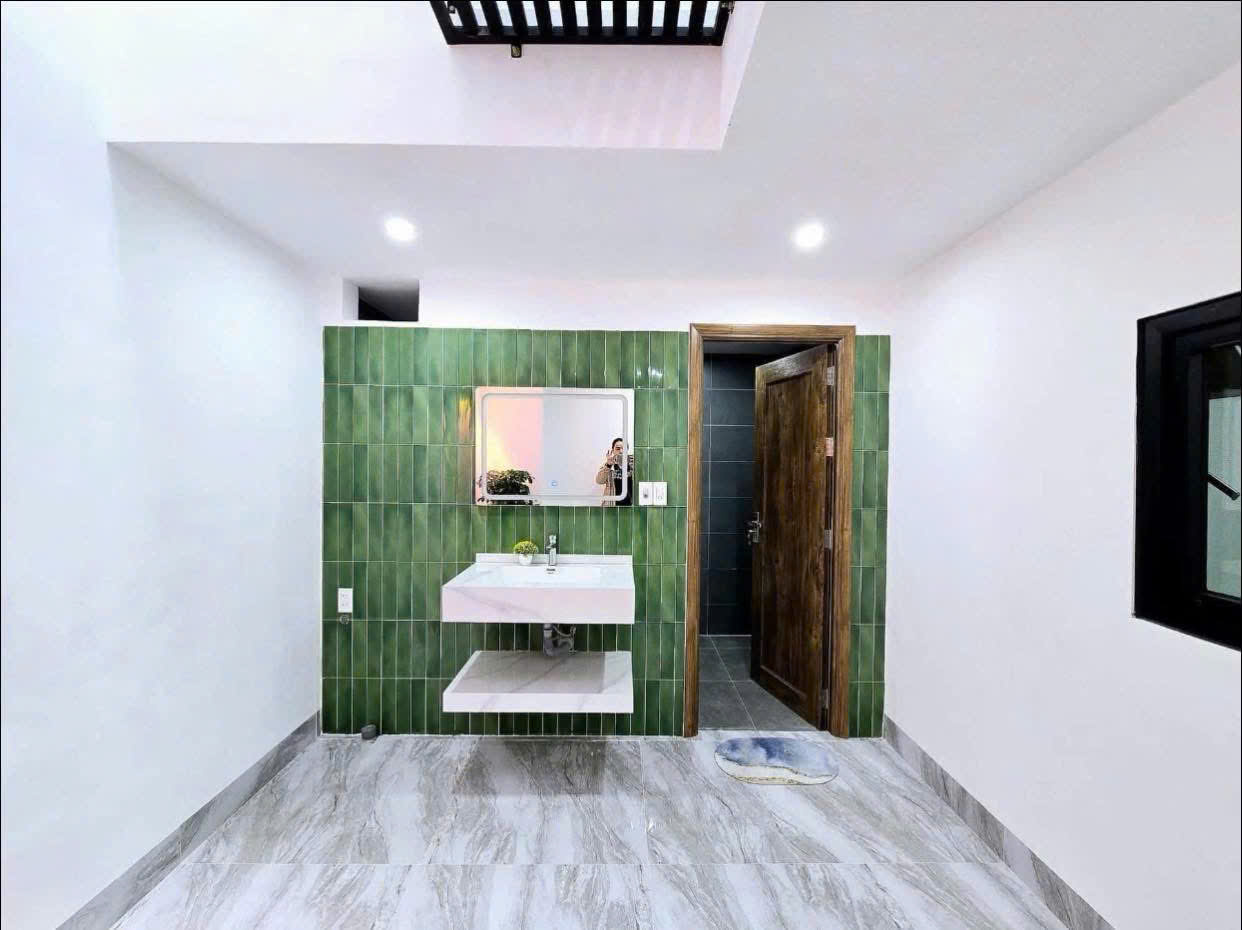 CHỦ NGỘP! CẦN BÁN GẤP NHÀ LẦU 2 mặt tiền trước sau. CÁCH Đồng Khởi 5 PHÚT DI CHUYỂN - Ảnh 5