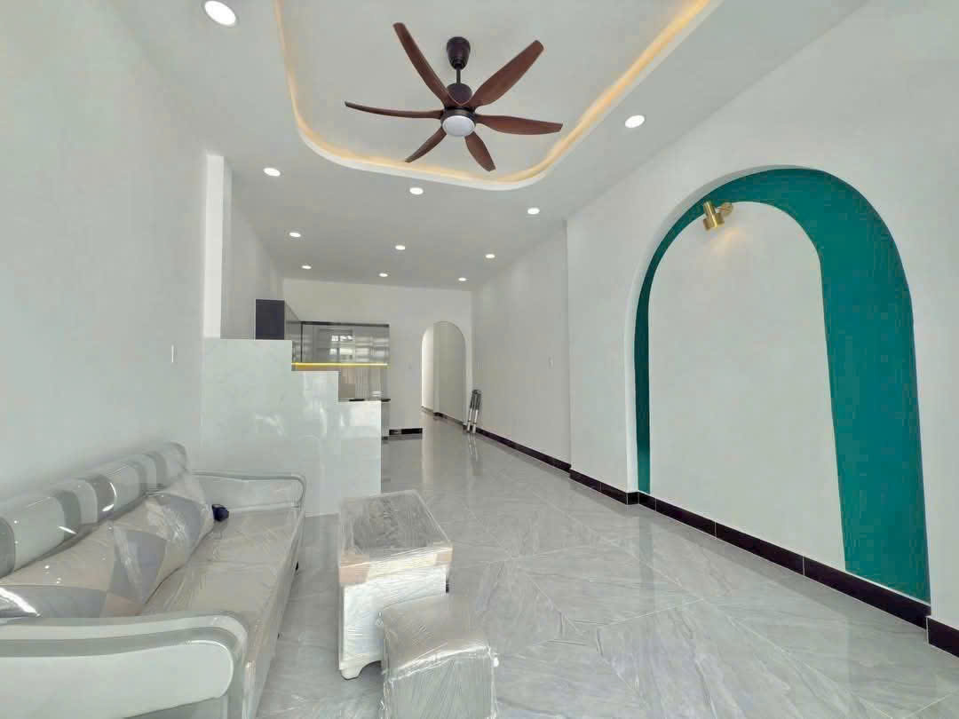 Sở hữu nhà đẹp, sổ riêng thổ cư chỉ với 300tr. Gần KCN Thạnh Phú - Ảnh 1