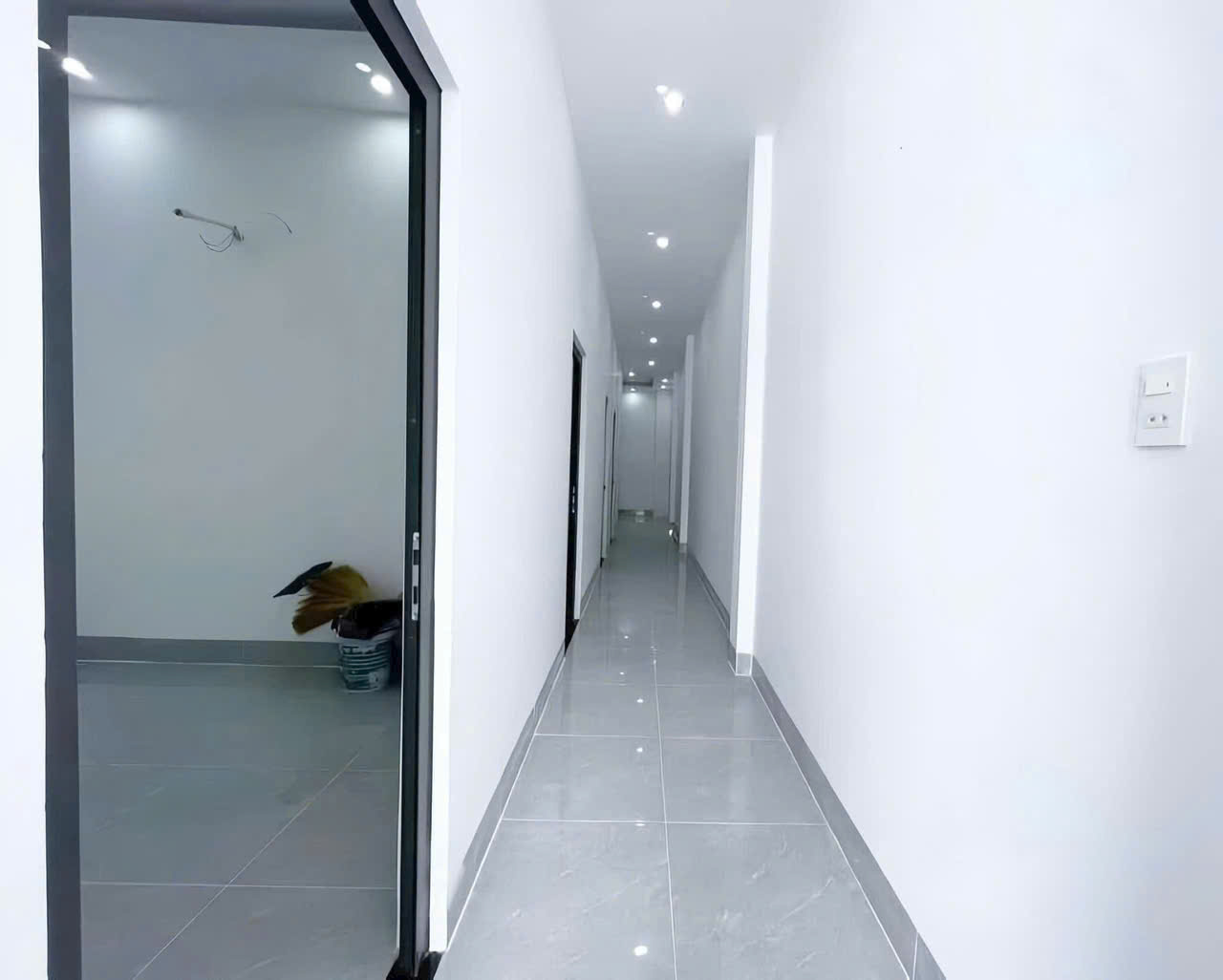 Sở hữu nhà đẹp, sổ riêng thổ cư chỉ với 300tr. Gần KCN Thạnh Phú - Ảnh 4