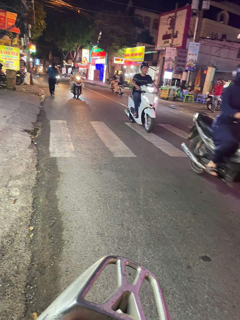 Bán nhà mặt tiền 4x20m giá 9,5 tỷ Đường Nguyễn Văn Quá - Ảnh 2