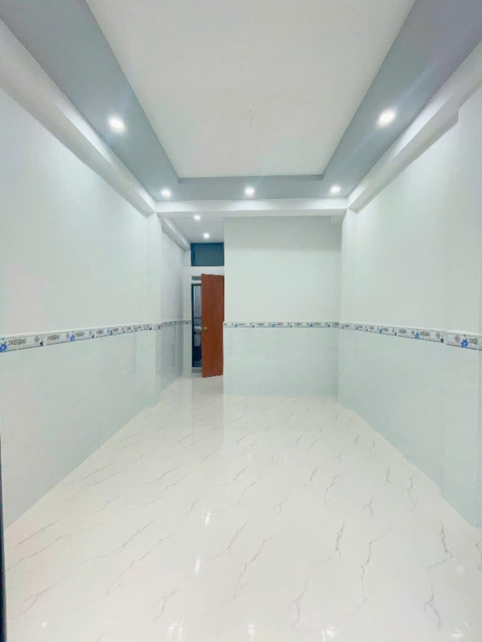 SÁT MẶT TIỀN HOÀNG DIỆU <br>TRUNG TÂM Q4 <br>DIỆN TÍCH SD 84 M2<br>CÓ 4 TỶ - Ảnh 1