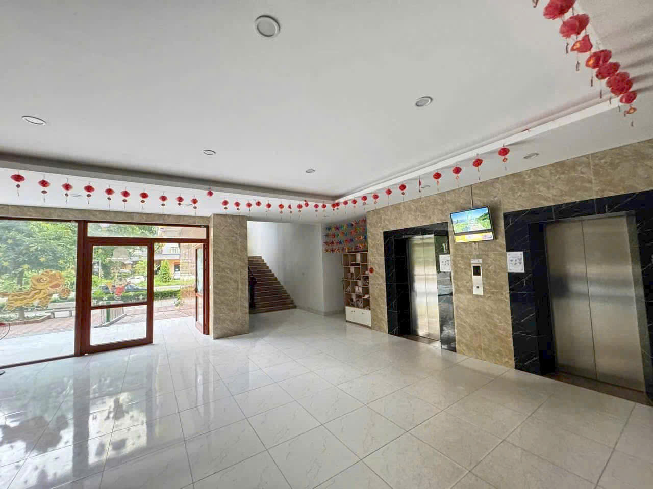 CHÍNH CHỦ CẦN BÁN NHANH Căn CC C5 Nguyễn Cơ Thạch, Khu Đô Thị Mỹ Đình 1 , Nam Từ Liêm, HÀ Nội - Ảnh 2