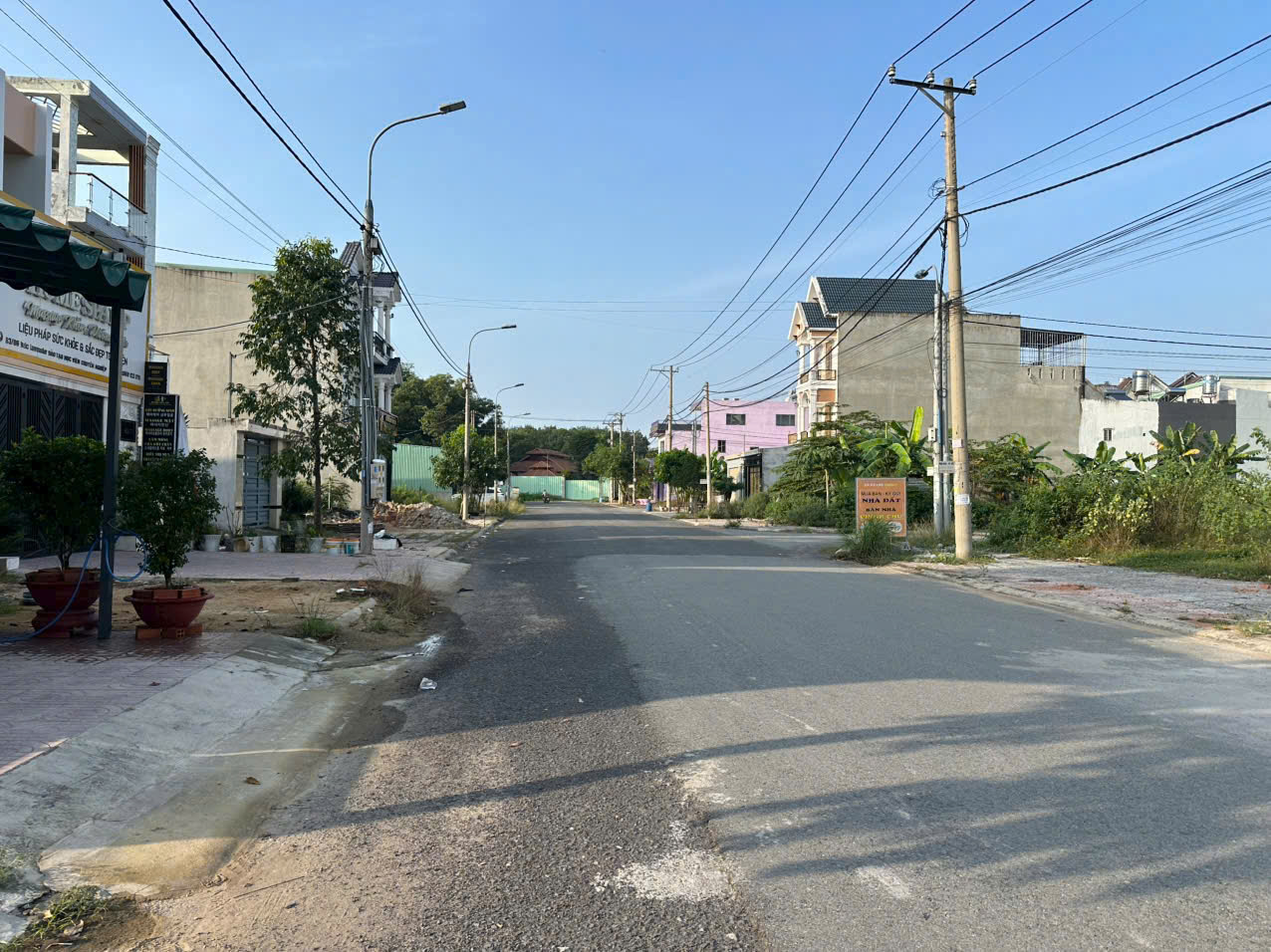 Bán nhà lầu đẹp, KDC Thạnh Phú, đường nhựa bàn cờ chỉ 2ty380 - Ảnh 3
