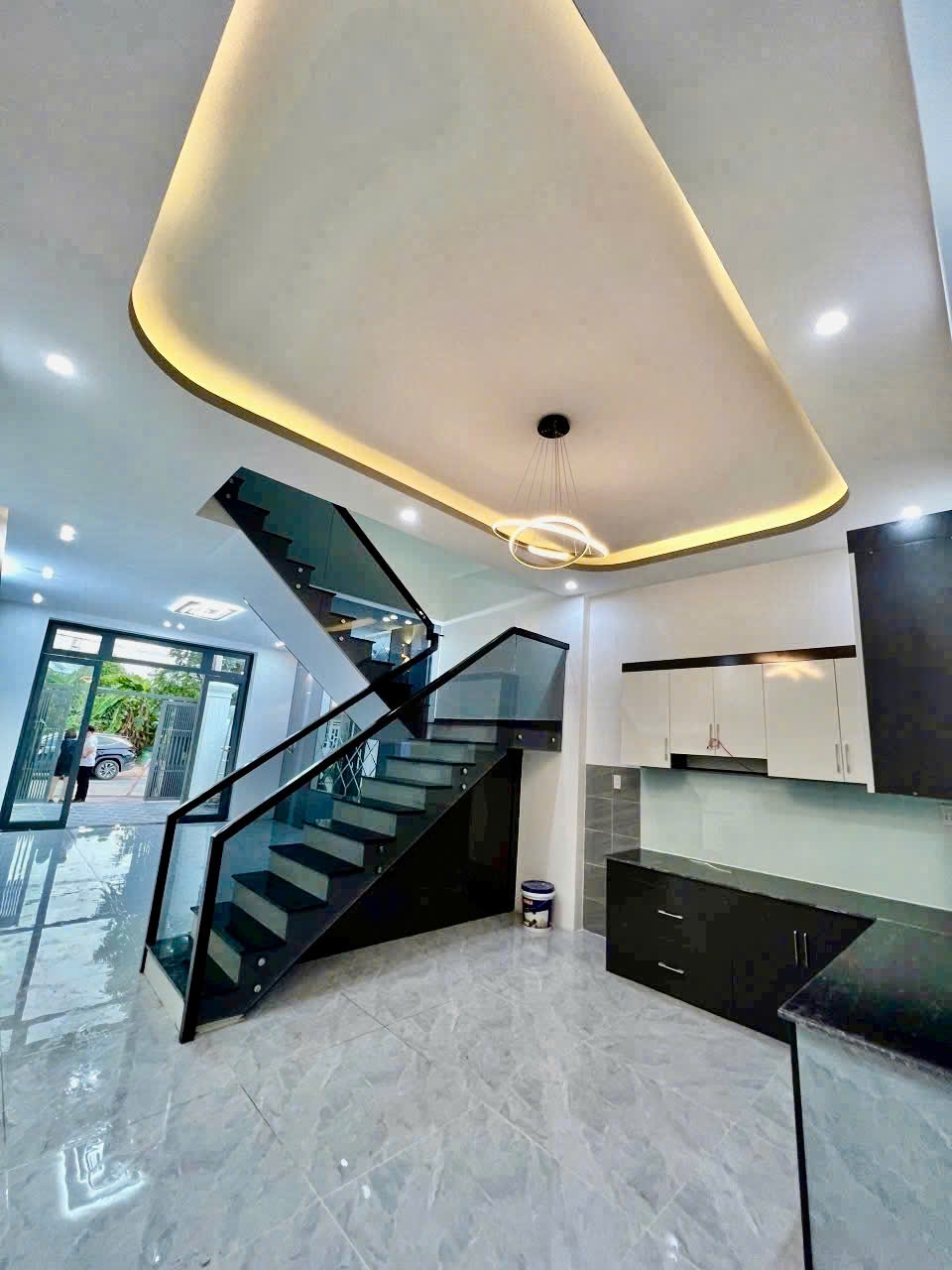 Nhà lầu siêu sang, sổ riêng thổ cư gần KCN Thạnh Phú, chỉ 2tỷ250 - Ảnh 3
