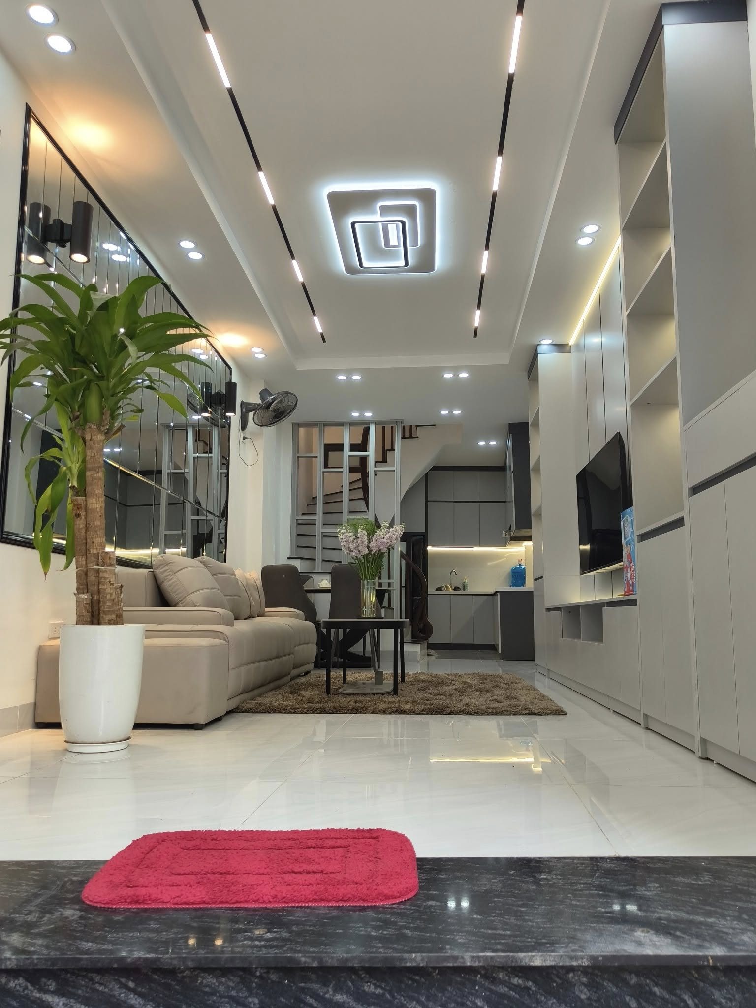 Cho thuê nhà nguyên căn 4 tầng full đồ ngõ Văn Hương, Đống Đa 36m x 4T giá 12 triệu - Ảnh chính
