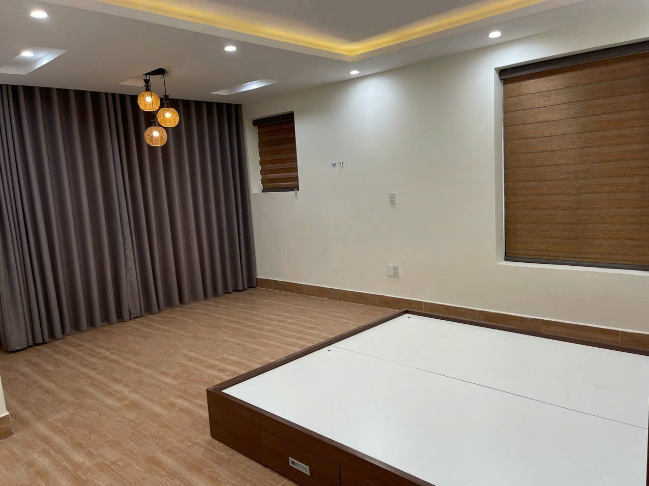 Biệt thự Mê Linh - Anh Dũng, 180m 3 tầng, đường 10, Giá 10.7 tỉ, rẻ nhất thị trường - Ảnh 2