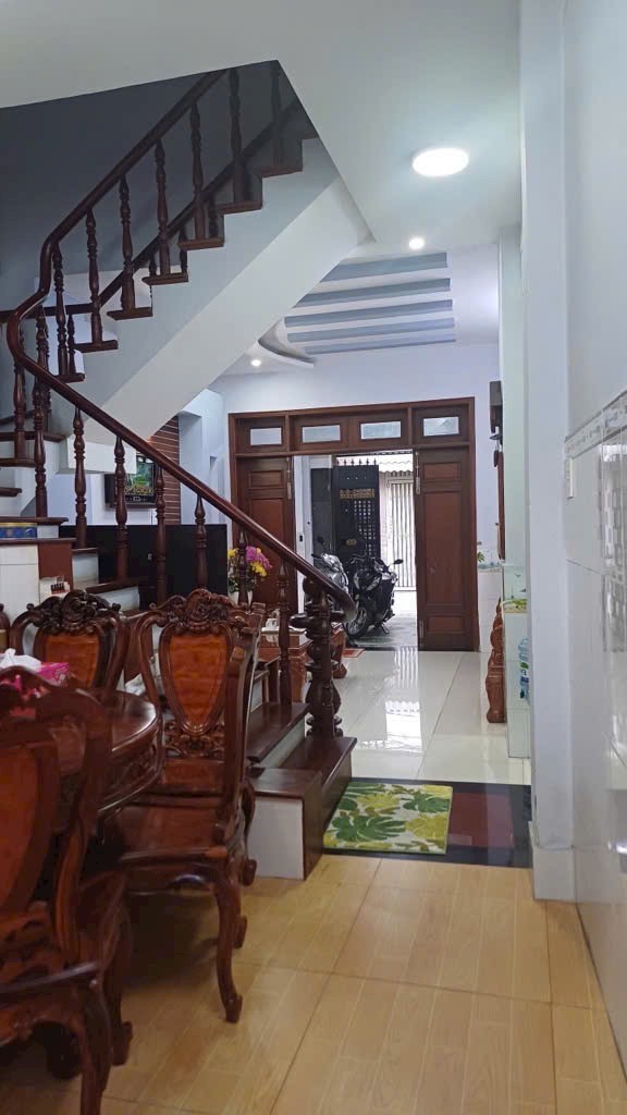 NHÀ ĐẸP - HẺM 6M THÔNG QUANG TRUNG - GẦN CV LÀNG HOA - DT 70M² - 4 TẦNG CHỈ 7.X TỶ - Ảnh 1