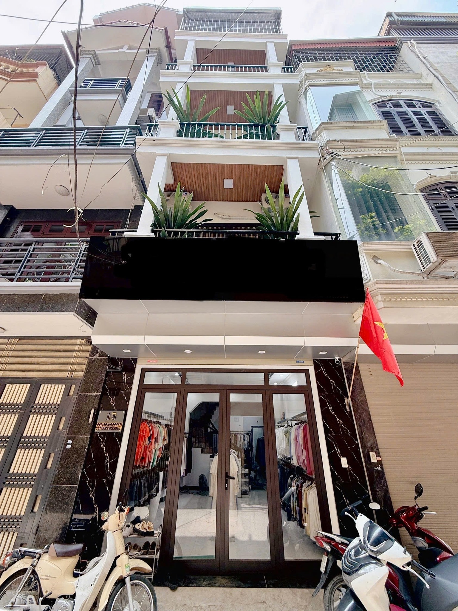 NHÀ PHÂN LÔ - Ô TÔ TRÁNH – GARA- Ô TÔ NGỦ TRONG NHÀ – 55M2– 15 TỶ – KINH DOANH ĐỈNH - Ảnh chính