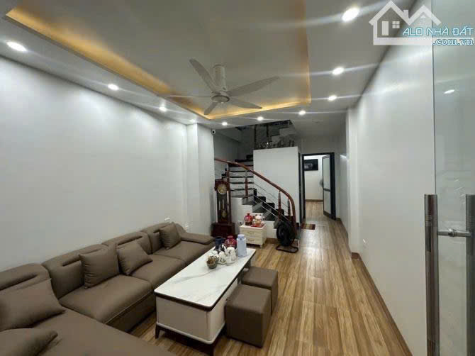 BÁN NHÀ NGAY TỨ HIỆP, DIỆN TÍCH 52M RỘNG, Ô TÔ, GIÁ 6 TỶ - Ảnh chính