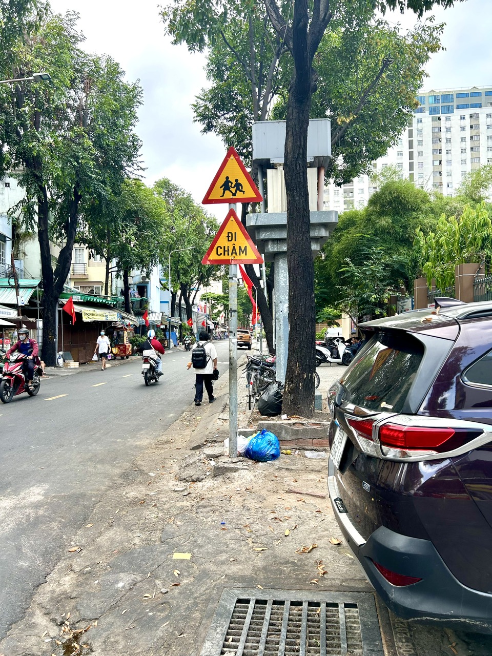 CHÍNH CHỦ CẦN BÁN NHÀ MẶT PHỐ- BẾN VÂN ĐỒN - MẶT ĐƯỜNG 12M - XE HƠI ĐẬU CỪA - GẦN TRƯỜNG HỌC NGUYỄN - Ảnh 1