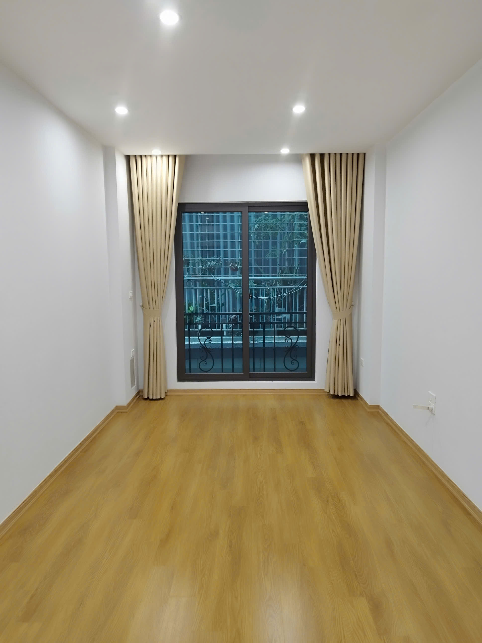 BÁN NHÀ LÔ GÓC – THANH BÌNH, MỖ LAO – 38M² – GẦN Ô TÔ - Ảnh 3