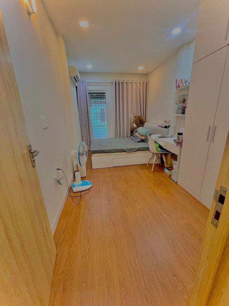 NHÀ MỚI ĐẸP TRUNG TÂM PHÚ NHUẬN GIÁP QUẬN 3 VÀ QUẬN 1, 2 CĂN RA MẶT TIỀN, GẦN 40M2, 2 TẦNG KIÊN CỐ, - Ảnh 4
