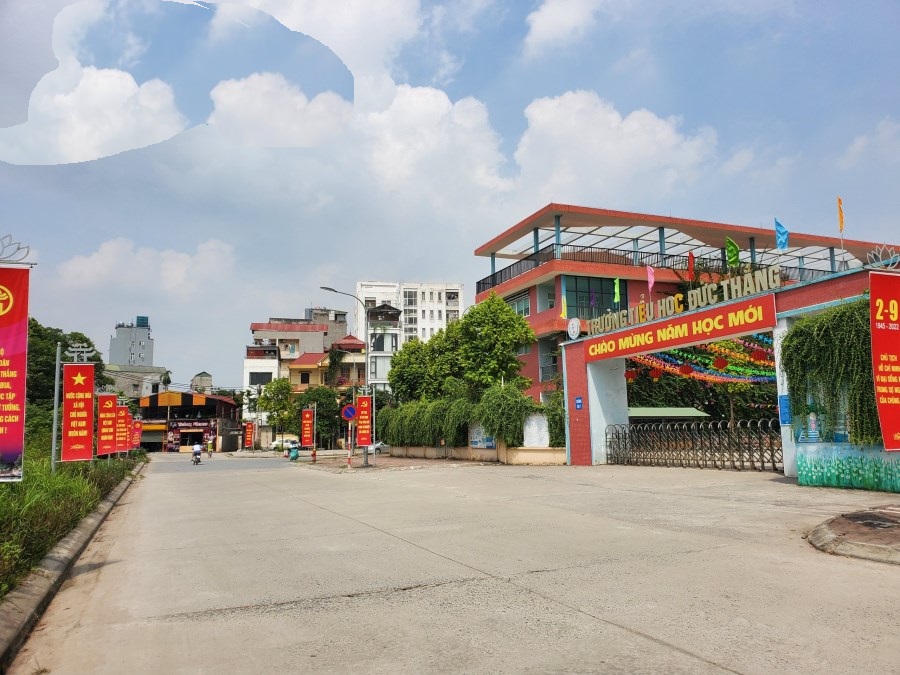 BÁN MẢNH ĐẤT DT 230M2 TẶNG NHÀ 3 TẦNG LÔ GÓC MẶT PHỐ ĐỨC THẮNG NGAY CẠNH HỌC VIỆN TÀI CHÍNH, GIÁ - Ảnh 2