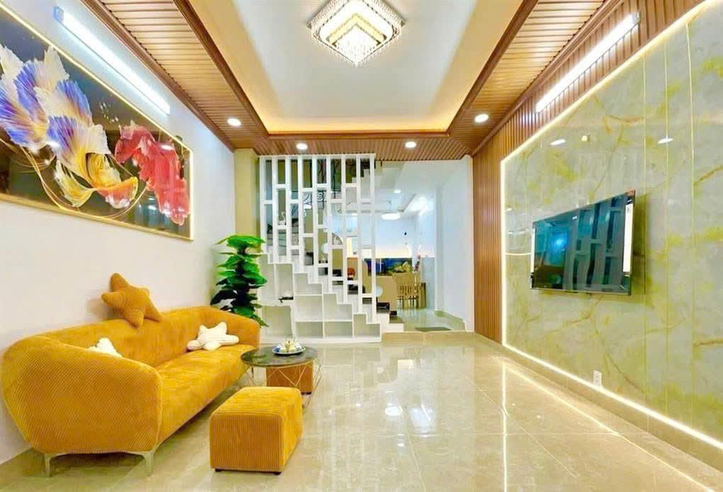 BÁN NHÀ BÌNH TÂN, GIÁP TÂN PHÚ, 4 TẦNG FULL NỘI THẤT, HẺM Ô TÔ, 6 TỶ - Ảnh 2
