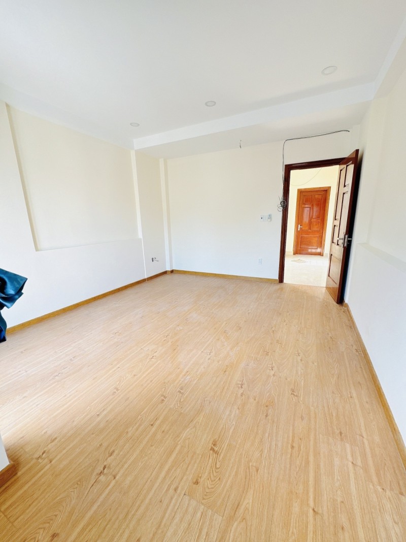 Bán nhà 3 TẦNG, 65M², PHẠM VĂN ĐỒNG, GÒ VẤP - 6.8 TỶ - SỔ HỒNG CHÍNH CHỦ - Ảnh 1
