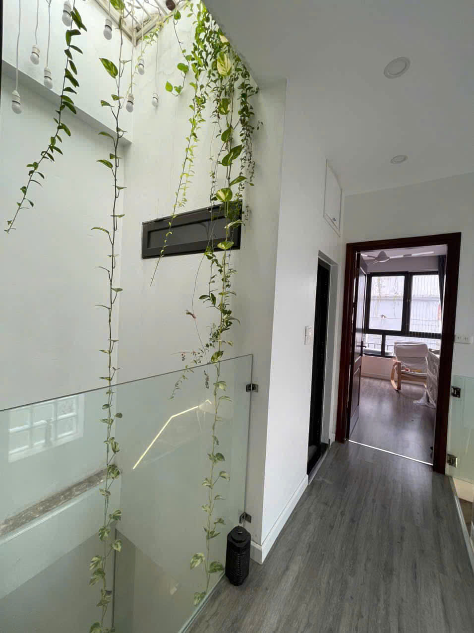 NHÀ ĐẸP ĐÊ LA THÀNH - Có Dòng Tiền - Ở Lại Sướng DT 54m2 7 tầng MT 3.9m Giá 11.9 tỷ - Ảnh 3