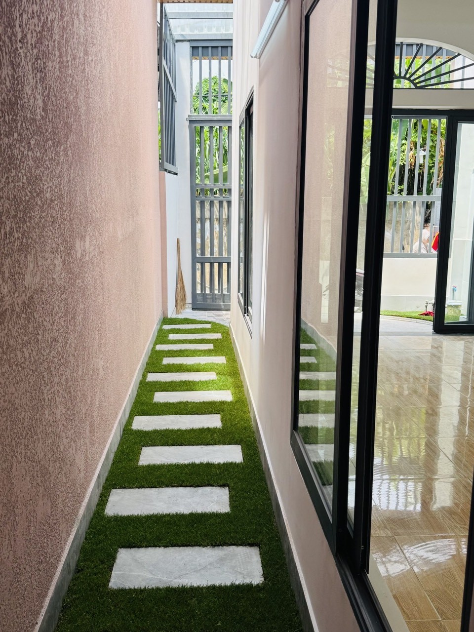 BÁN NHÀ NGAY TRUNG TÂM TÂN CHÁNH HIỆP, QUẬN 12-GẦN CHỢ HẠT ĐIỀU – XE HƠI VÀO TẬN CỬA – 90m2 - GIÁ - Ảnh chính