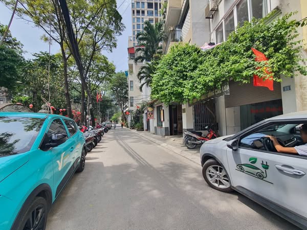 HIẾM HAI BÀ TRƯNG, NHÀ ĐẸP, DÂN XÂY, GARA, NGÕ THÔNG, KINH DOANH , SỔ HOA HẬU NHỈNH 9 TỶ 0965549363 - Ảnh chính