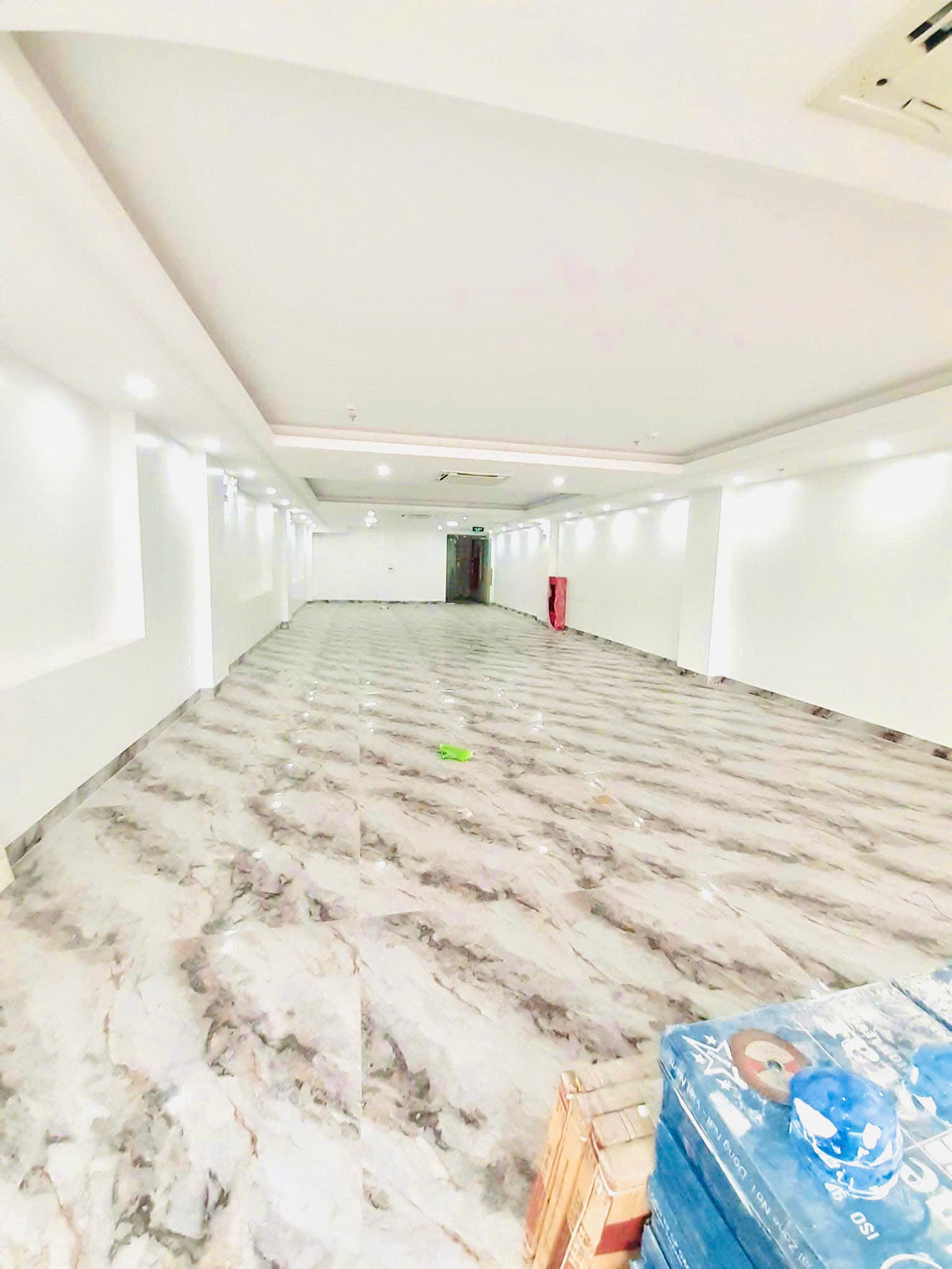 Bán Tòa Building Mặt Phố Hoàng Cầu 154/210m, 11Tầng 2 Hầm, Mặt tiền 6.5m 125 Tỷ - Ảnh 4