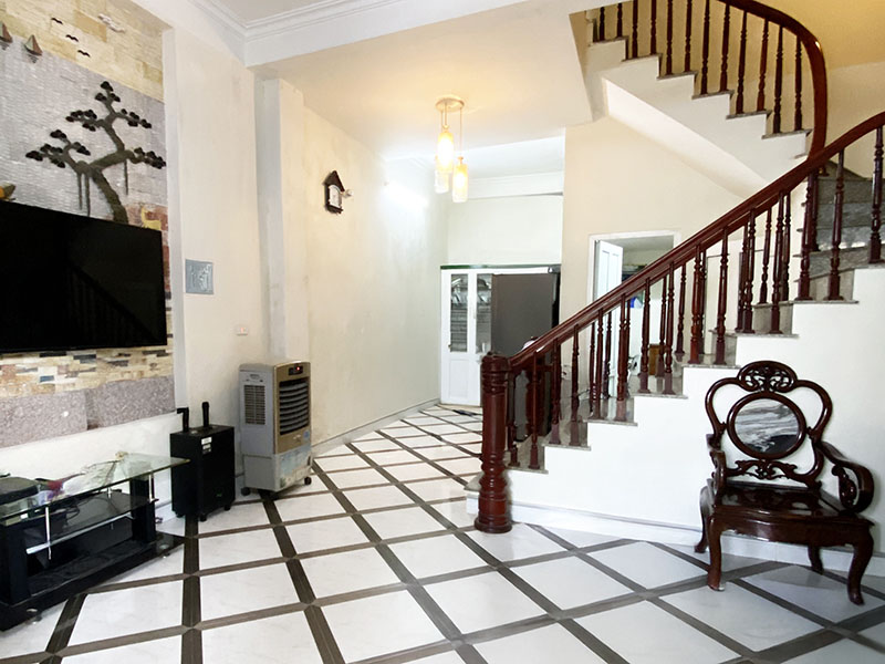 BÁN Nhà 2 tầng Lạc Long Quân  – gần Hồ Tây GIÁ 10TY DT 45m2 LH 083.2865.116 - Ảnh chính