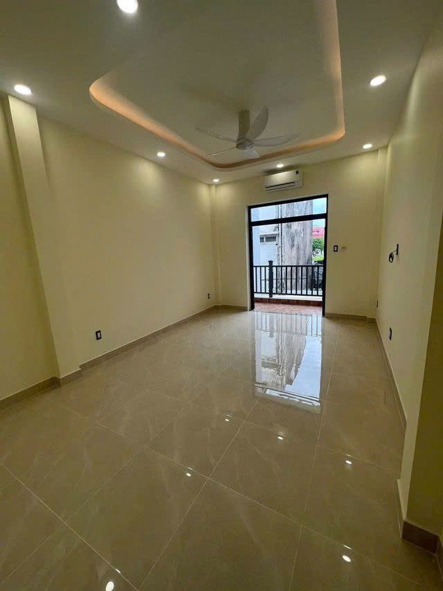 GIÁ MỀM NHẤT QUẬN 1: 17.8 TỶ - Võ Văn Kiệt  Phường Cầu Ông Lãnh - NHÀ XÂY MỚI 100% DIỆN TÍCH SIÊU - Ảnh 2