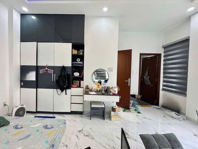 Nhà Mới 5 Tầng Cách Nặt Tiền 15M Hẻm Thẳng Xe Hơi Sổ Vuông 47m2 Gía 8,25 Tỷ Thương Lượng - Ảnh 3