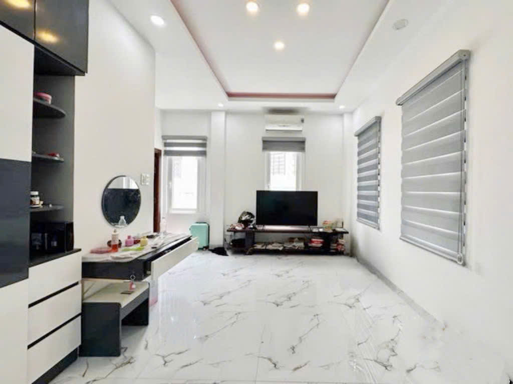 Nhà Mới 5 Tầng Cách Nặt Tiền 15M Hẻm Thẳng Xe Hơi Sổ Vuông 47m2 Gía 8,25 Tỷ Thương Lượng - Ảnh 1