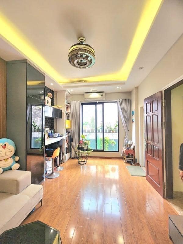 Bán nhà phân lô ô tô tránh phố Hào Nam 40m, 5 tầng mặt tiền 3,8m - Ảnh chính
