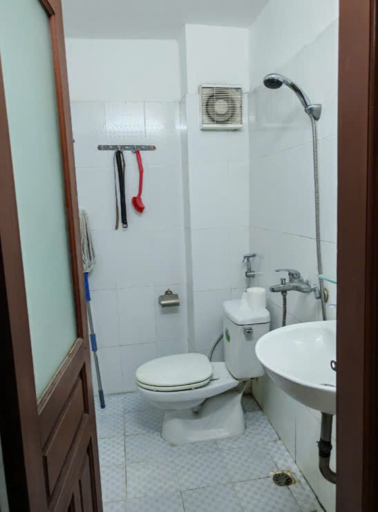 **CHÍNH CHỦ CHO THUÊ PHÒNG GIÁ BÌNH DÂN TẠI NGÕ 41 TRẦN DUY HƯNG - TRUNG HÒA - CẦU GIẤY - HÀ NỘI - Ảnh 3