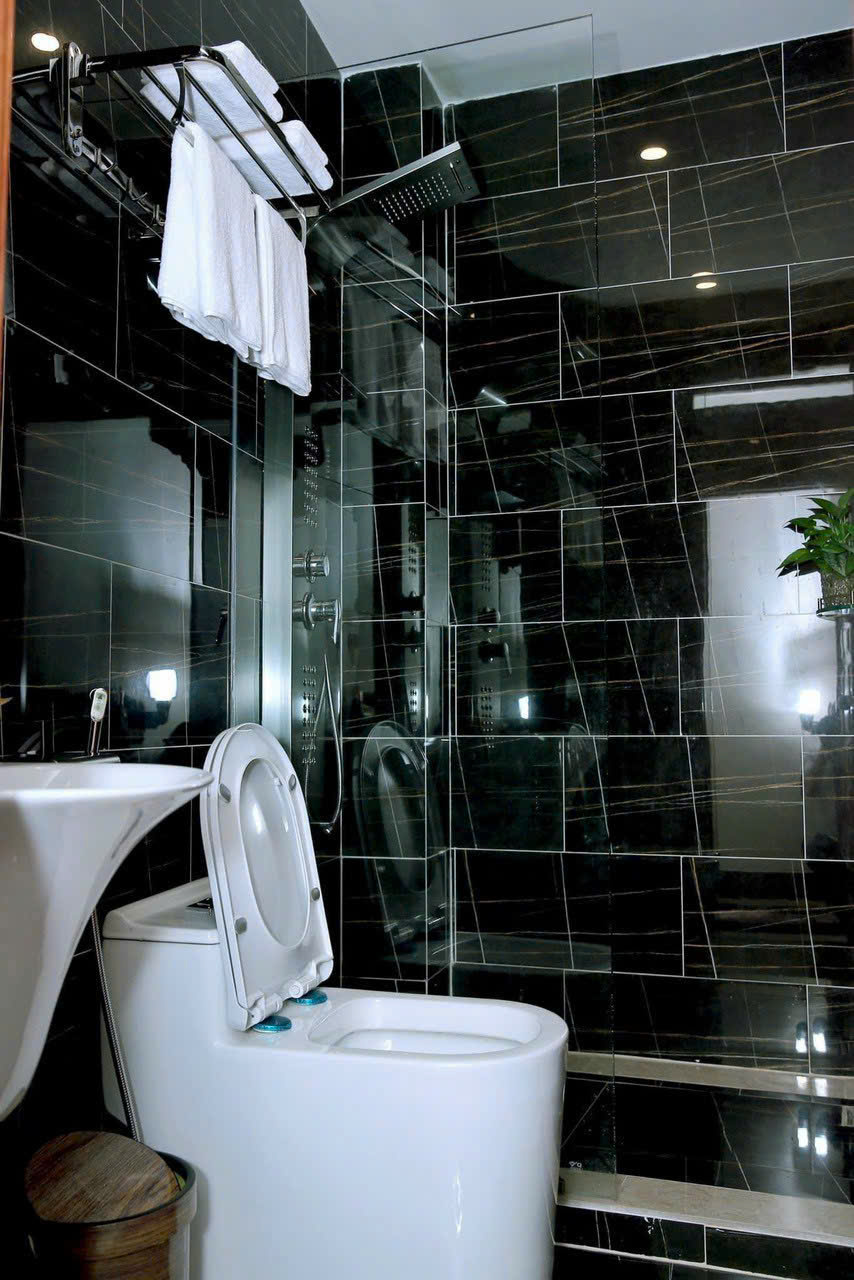 BÁN KHÁCH SẠN 6 TẦNG 48 PHÒNG DOANH THU 300TR/THÁNG PHƯỜNG TÂN PHÚ TP THỦ ĐỨC - Ảnh 4