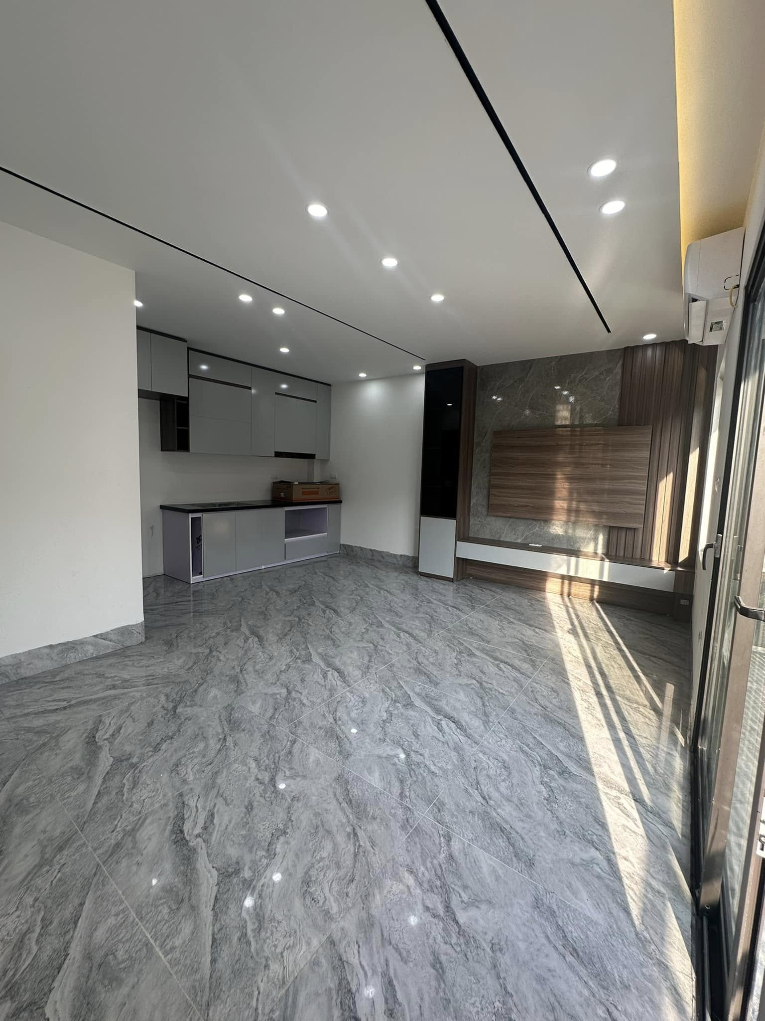 Bán liền kề khu đô thị Mễ Trì Thượng, 75m2 4 tầng, phân lô ô tô tránh, để ở đẹp - Ảnh 1