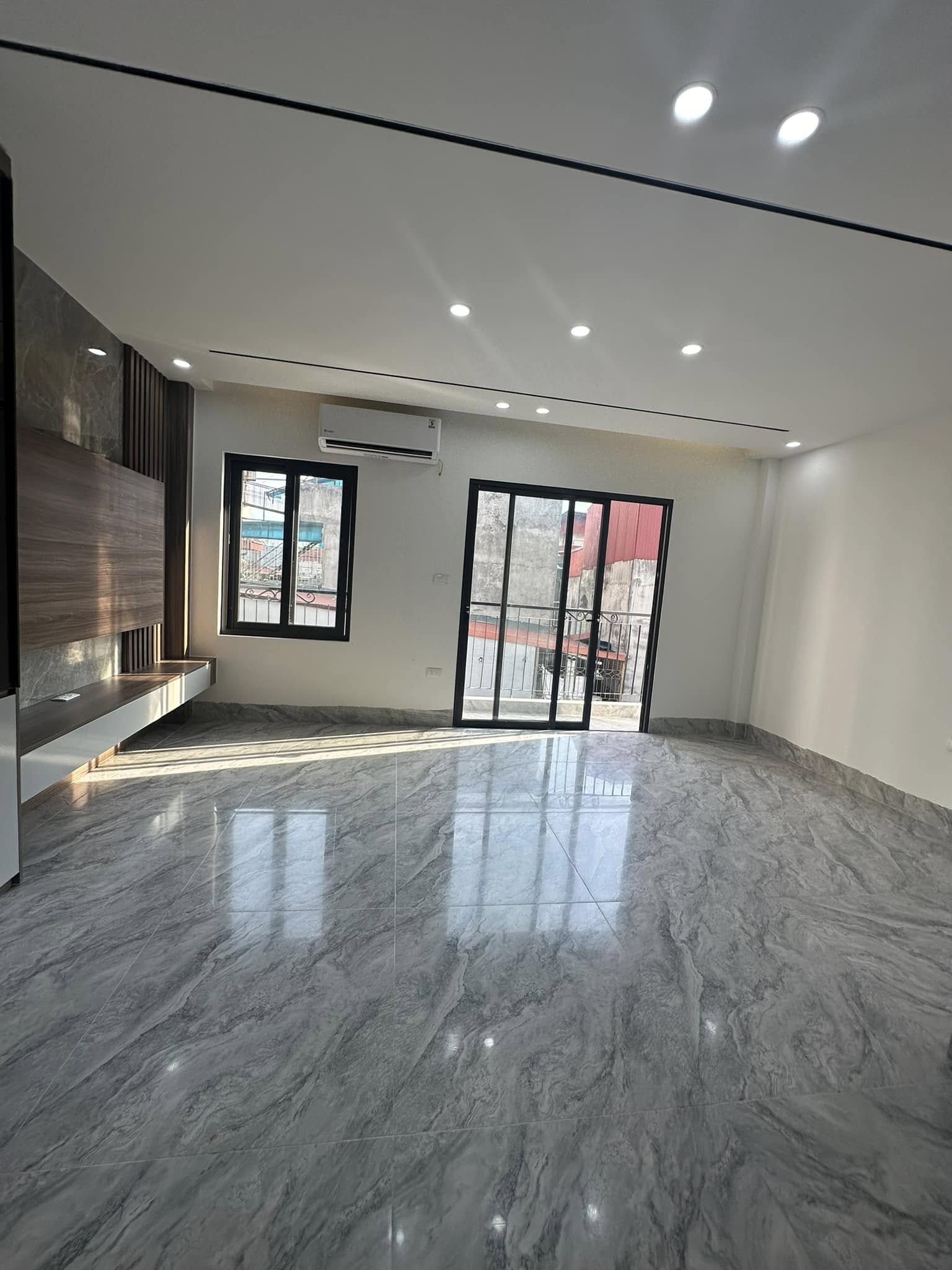 Bán liền kề khu đô thị Mễ Trì Thượng, 75m2 4 tầng, phân lô ô tô tránh, để ở đẹp - Ảnh 2