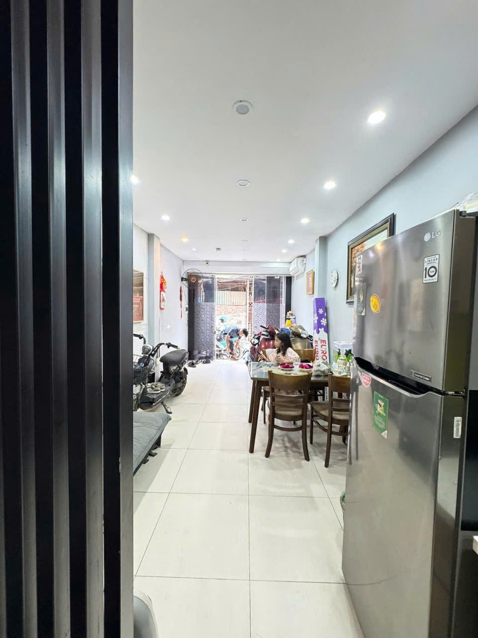 HIẾM, NHỈNH 7 TỶ CÓ NHÀ Ở NGAY TRUNG TÂM PHỐ CỔ NGỌC LÂM 32M, 5T, Ô TÔ CHẠY QUA NHÀ. - Ảnh chính
