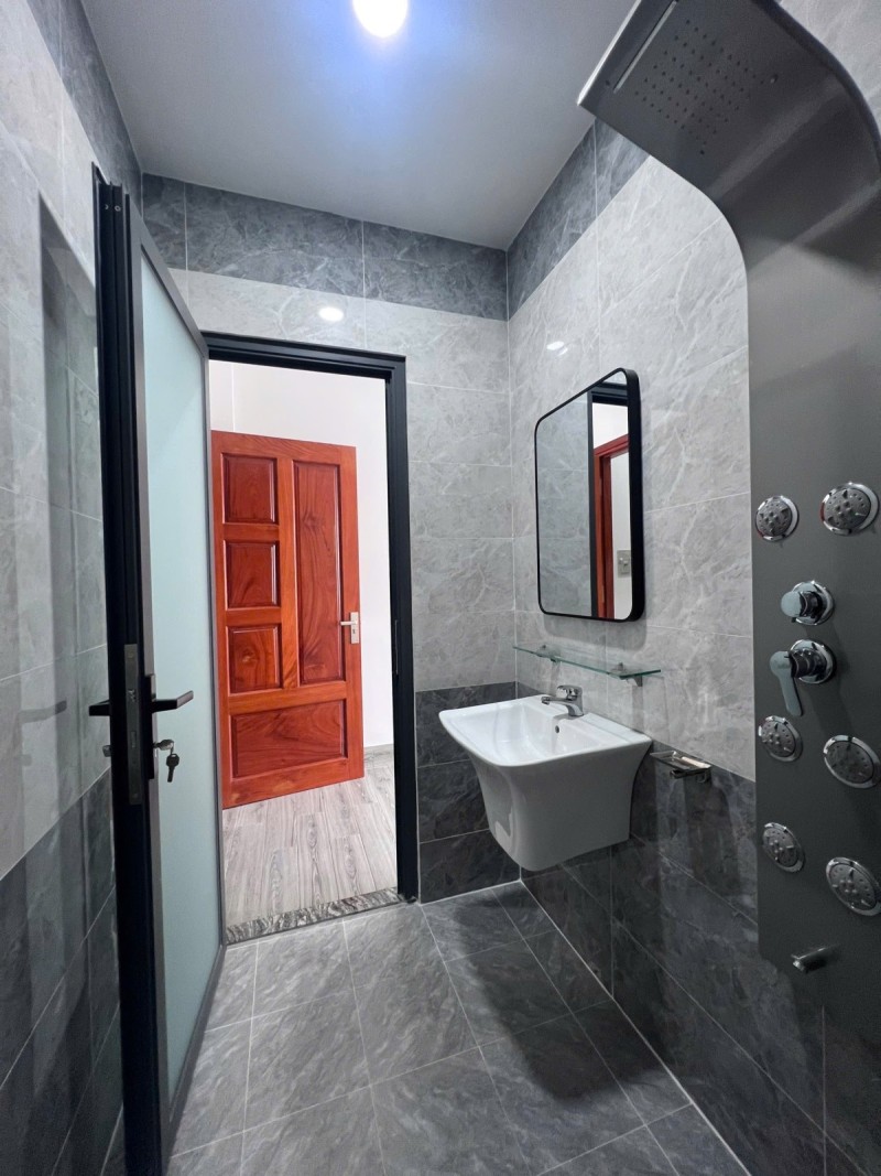 Bán nhà 4 tầng, 68m², 5PN, 5WC, Linh Đông, Thủ Đức - 8.65 tỷ - Ảnh 4