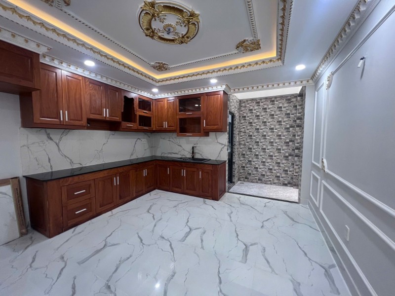 Bán nhà 4 tầng, 68m², 5PN, 5WC, Linh Đông, Thủ Đức - 8.65 tỷ - Ảnh 2