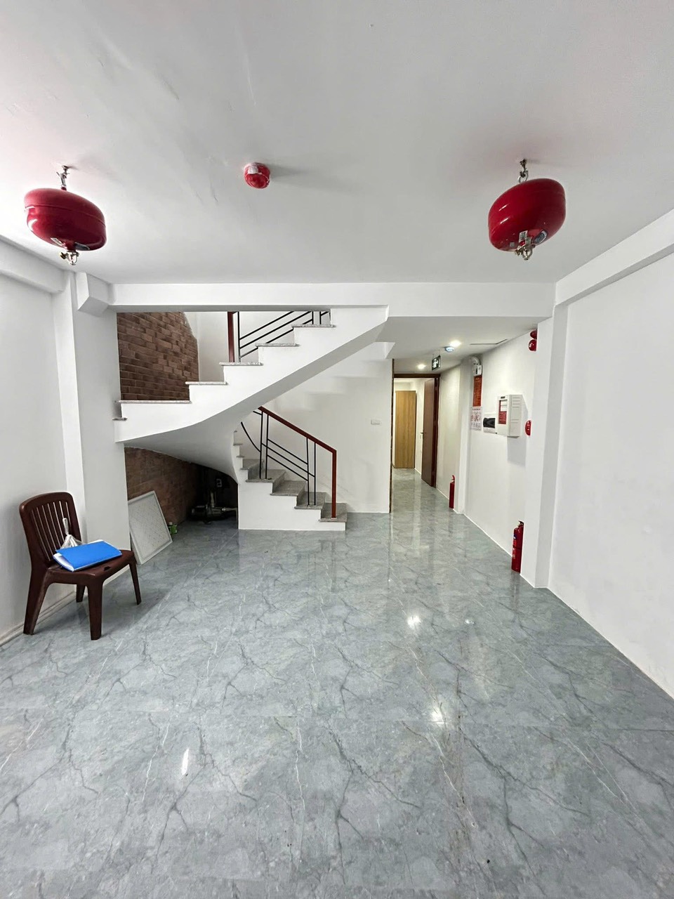 CCMN TRẦN DUY HƯNG - 10M RA MẶT PHỐ - 11 PHÒNG KHÉP KÍN - GIÁ 17 TỶ - Ảnh chính