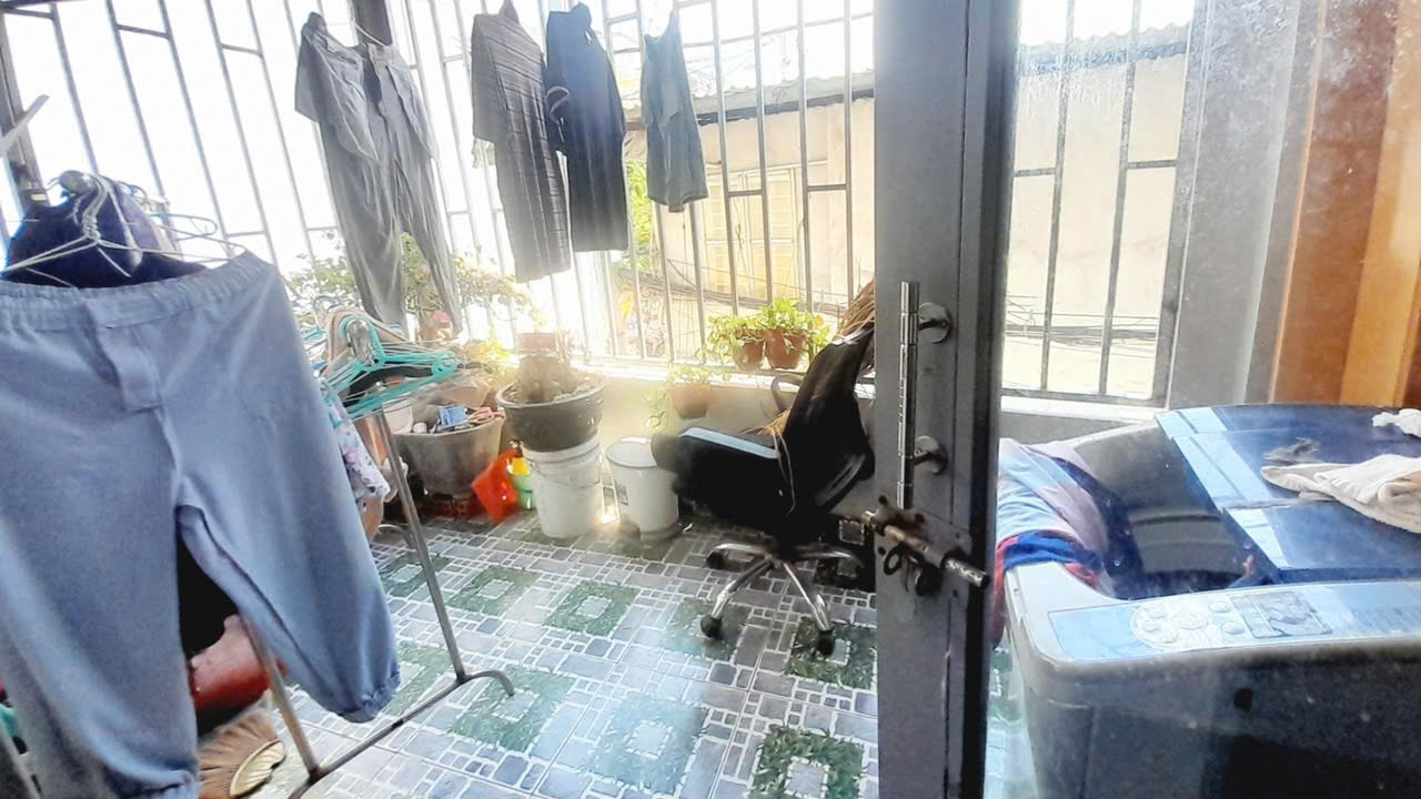 Rè  Quá, Nhà Mặt Tiền Q2, DT 77m2, Ngang Khủng 8m, Hẻm Xe Hơi, Giá chỉ 9.6ty - Ảnh chính