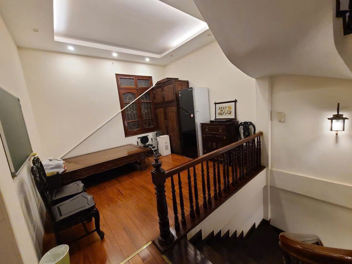 Cần Bán Gấp Ngõ 168 Nguyễn Xiển, 60m², Mặt Tiền Đẹp, Giá Tốt Chỉ Hơn 26 Tỷ - Ảnh 4