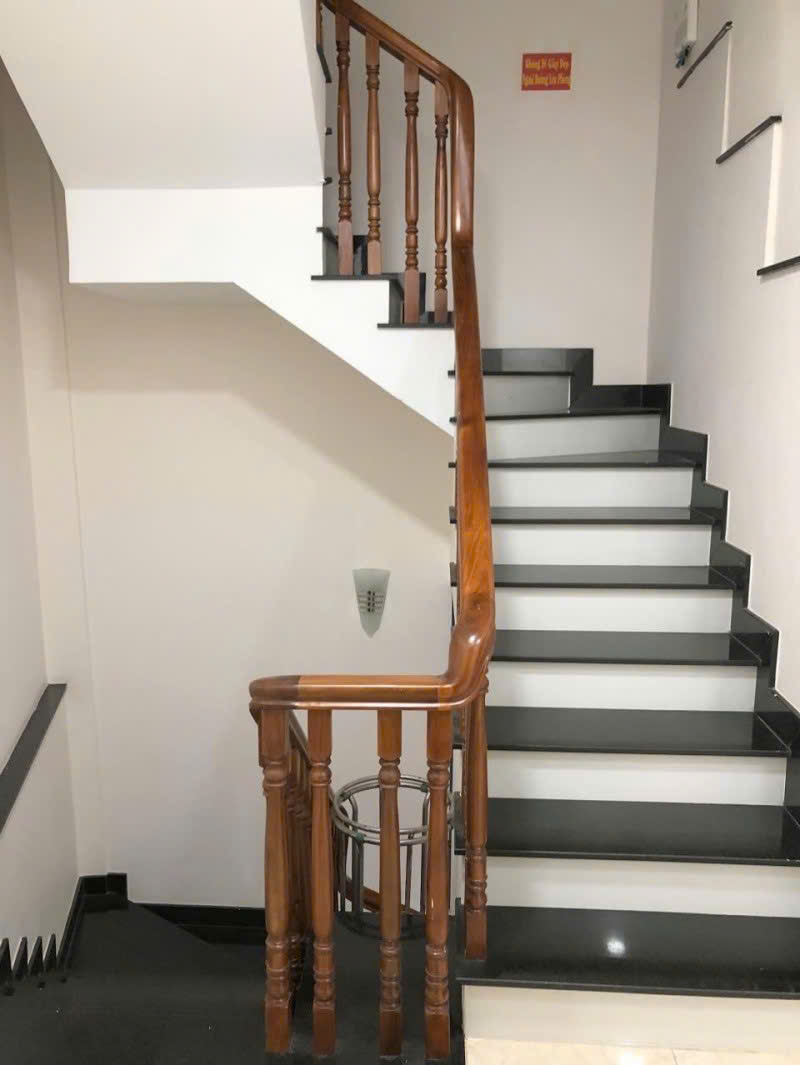 GIẢM SÂU 3 Tỷ - CHDV 7 PHÒNG 300 TR/NĂM - HXT 80M2(6.5x13) x 5 TẦNG - 6.9 TỶ - Ảnh 2