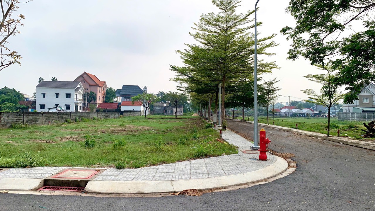 VỐN ĐẦU TƯ 800 TRIỆU - SANG TÊN NGAY LÔ ĐẤT GỐC ĐẸP TẠI CỦ CHI - HÀNG HIẾM - Ảnh 1
