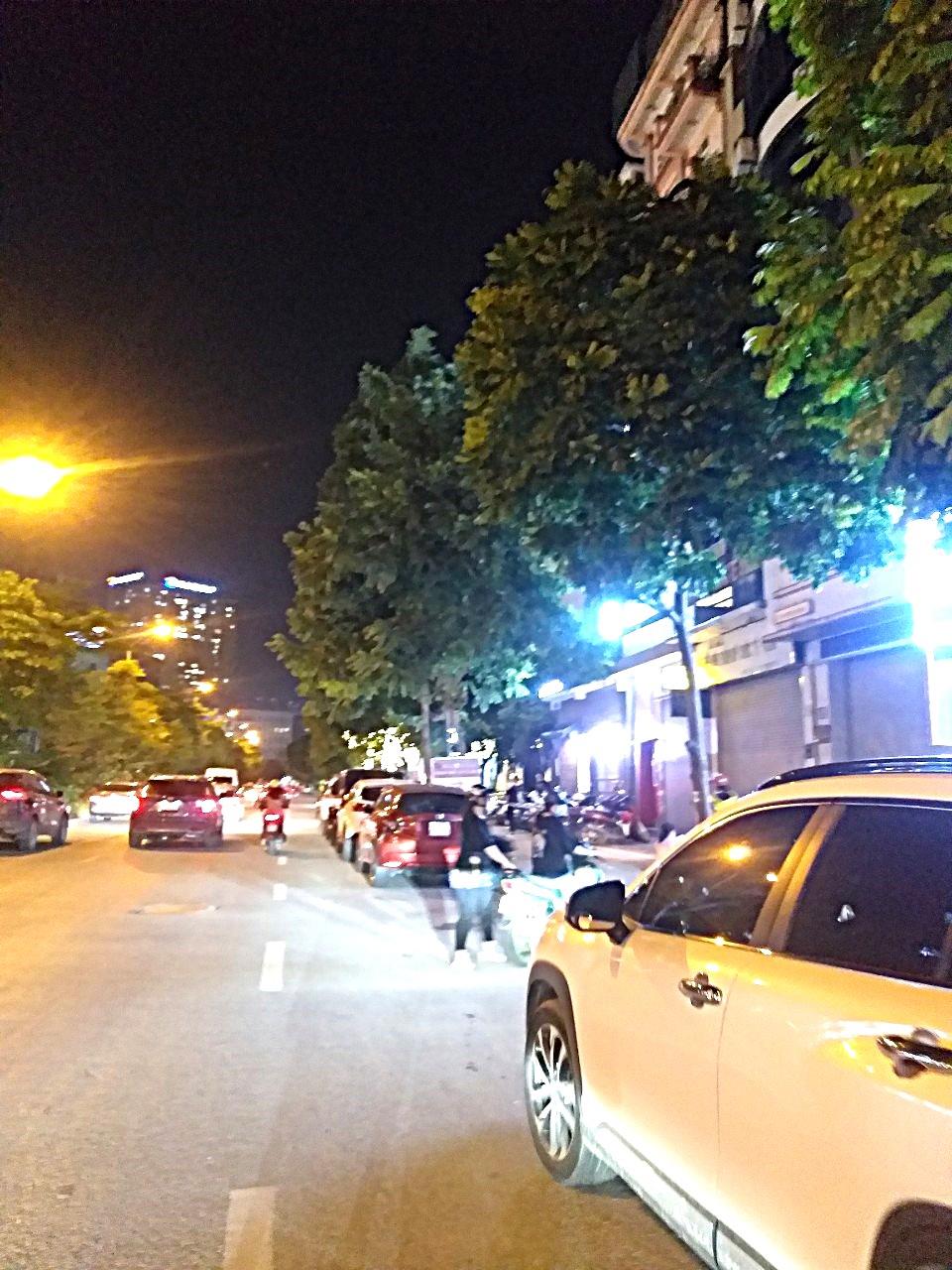 BÁN NHÀ MẶT PHỐ NGUYỄN HOÀNG – 80m, 8T, TM, 2MT KINH DOANH VÔ ĐỊCH, giá Đầu tư - Ảnh 1