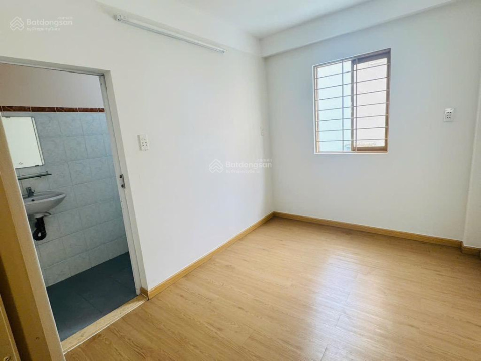 Bán nhà đẹp 5 tầng -Nguyễn Trãi - quận 5 - sổ vuông vức - hoàn công đủ - nhỉnh 7 tỷ - Ảnh 4