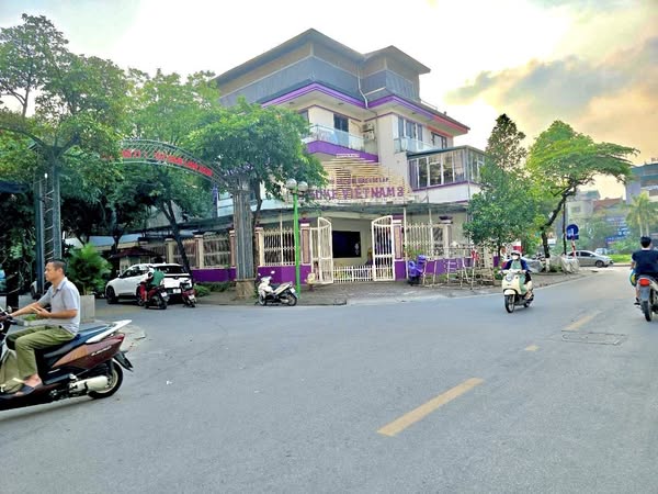 Bán BT Tây Nam Linh Đàm, siêu phẩm trung tâm Hoàng Mai, lô góc, hiếm nhà bán. 180m2 46 tỷ - Ảnh chính
