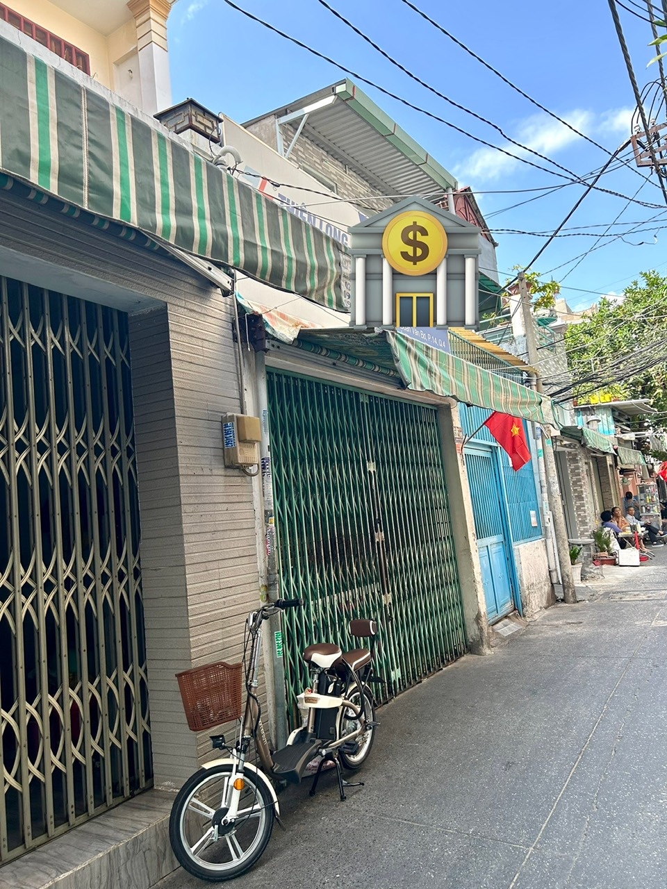 NHÀ NẰM TRÊN ĐƯỜNG ĐOÀN VĂN BỞ HẺM XE HƠI LÝ THUYẾT - GẦN CHỢ 200 VÀ CHỢ CẦU CỐNG- KHU VỰC KINH - Ảnh 1