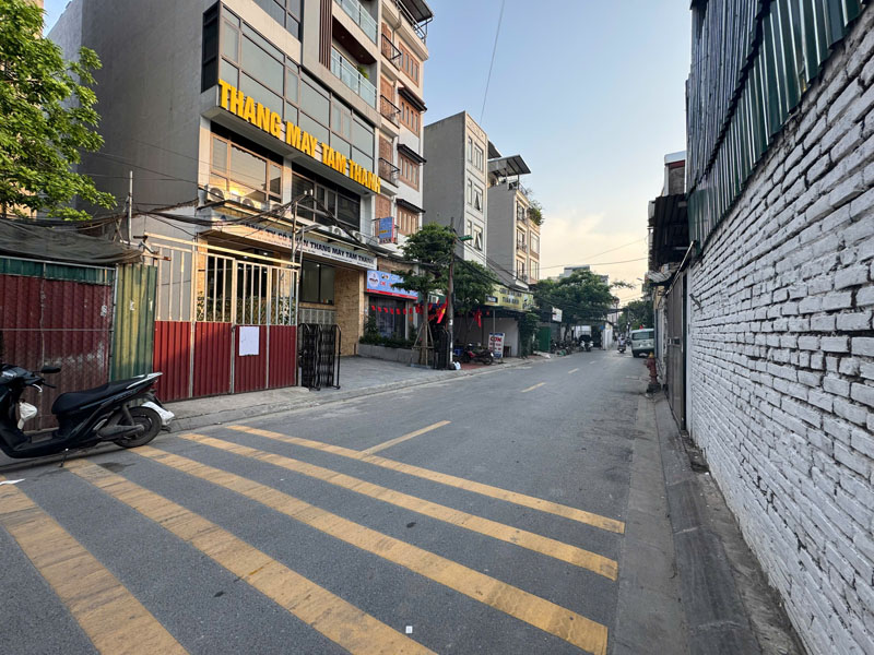 Bán 34,5m2, lưu không 20m2, nhà cấp 4 mặt phố Mai Phúc. Ngay chợ, CC Hope, Sunshine và Vinschool - Ảnh chính
